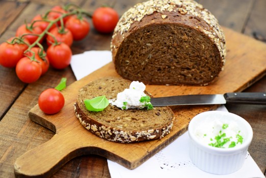 Gesunde Ernährung 5 Eiweißbrot mit Hüttenkäse