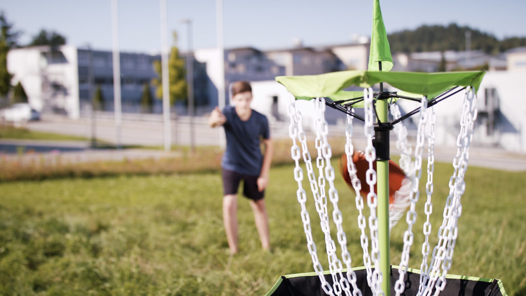 210825 Zollner Digitaler Berufsinfotag Bild Jubel Discgolf