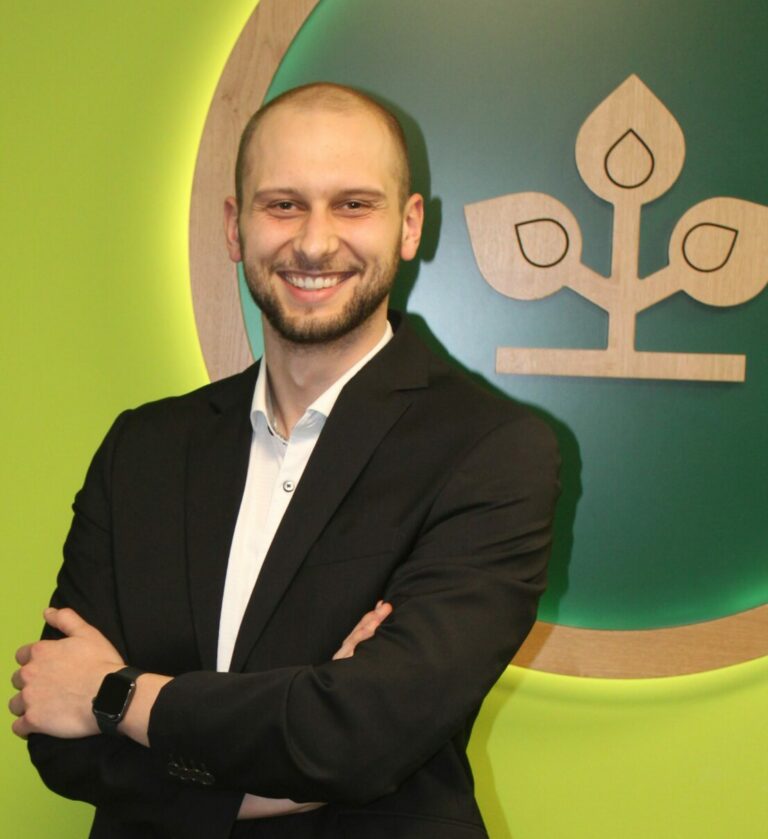 Mario Ecker AOK scaled e1742293242636